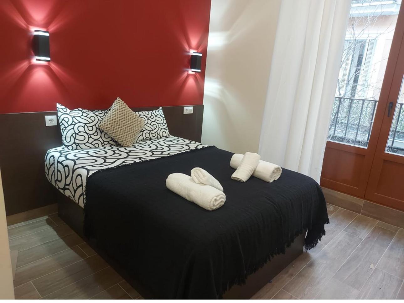 Hostal “ Infantas” Madrid Exteriér fotografie